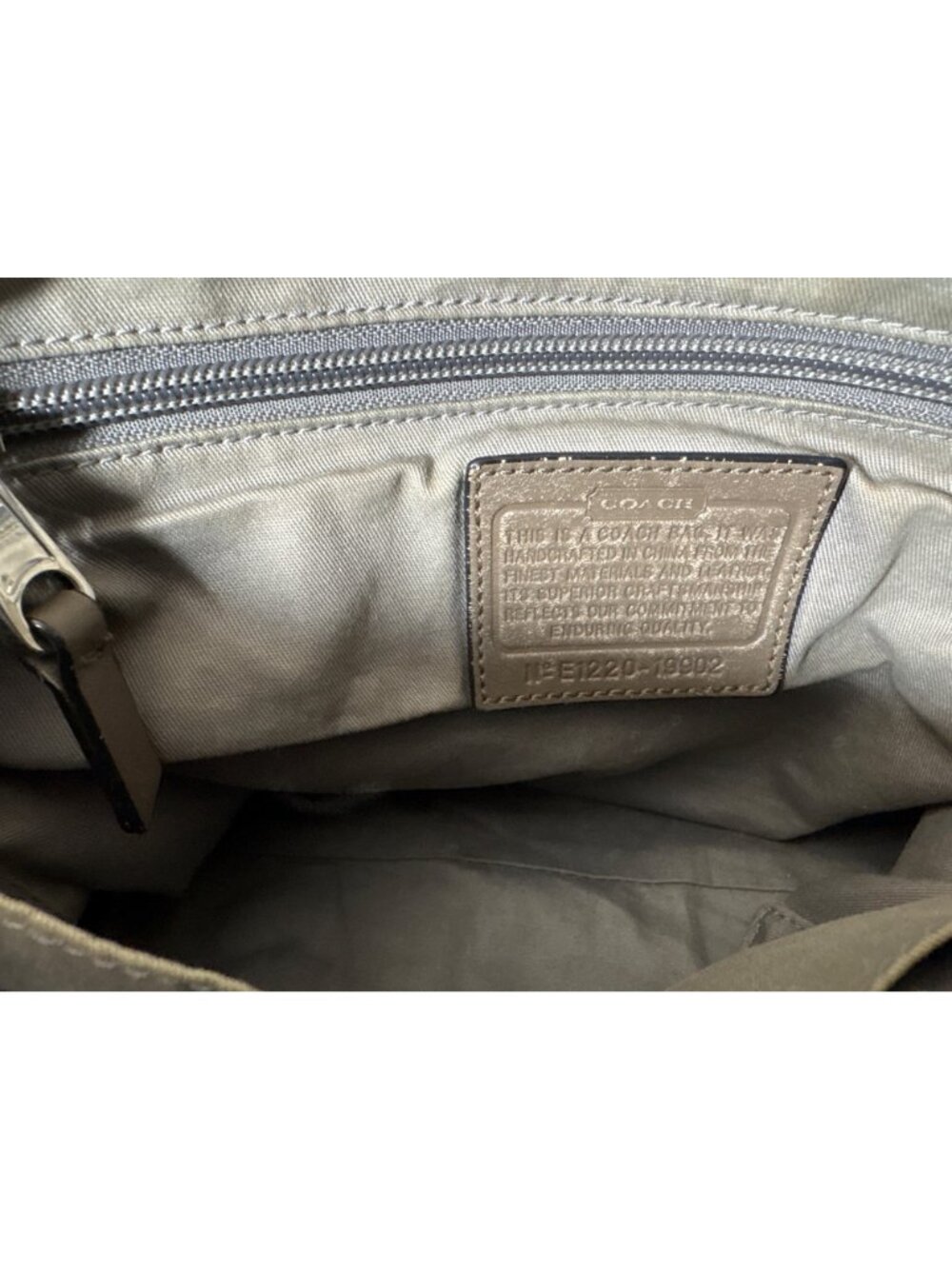 Coach Legacy Rory Satchel Leather Purse No. 19902 Taupe & Black Two-Tone Pebbled - Picture 15 of 16